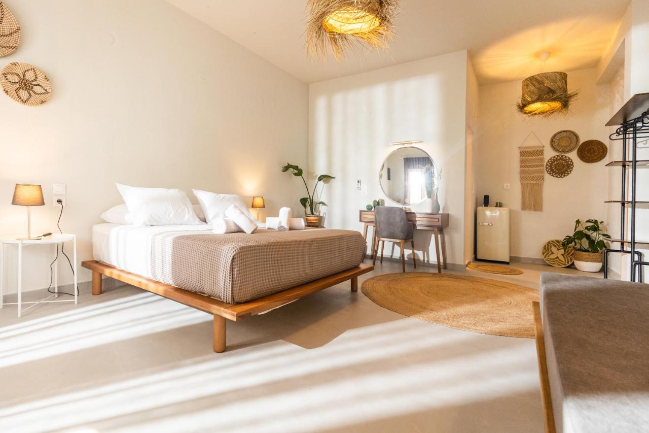 Dohos Skiathos Suites Ksanemos エクステリア 写真