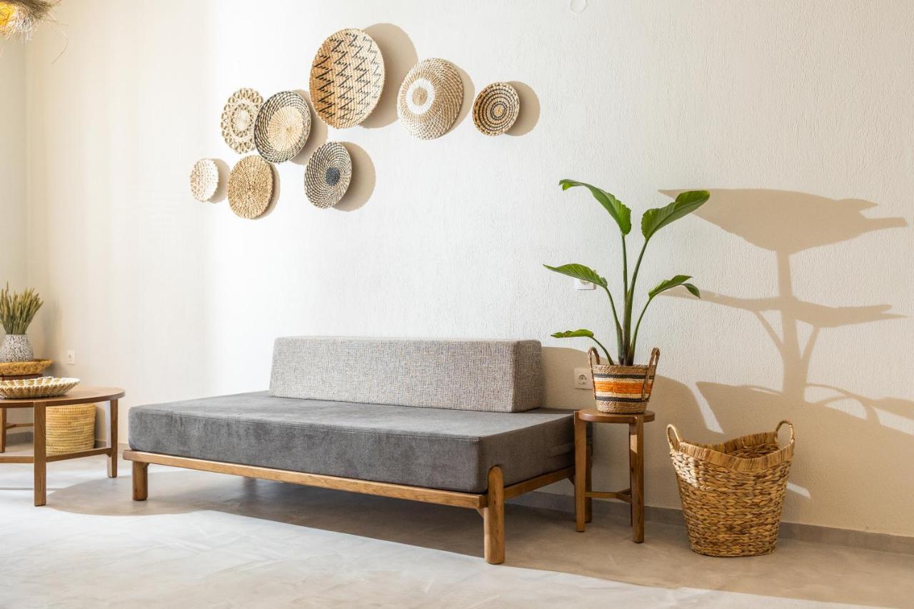 Dohos Skiathos Suites Ksanemos エクステリア 写真